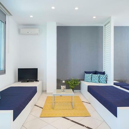 Mythodea Apartments Лименас Екстериор снимка