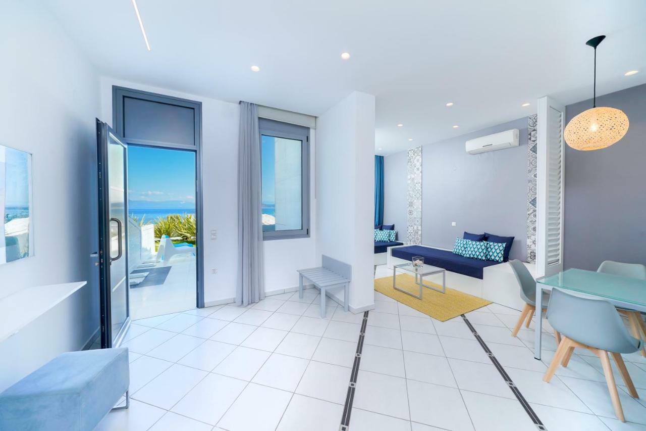Mythodea Apartments Лименас Екстериор снимка